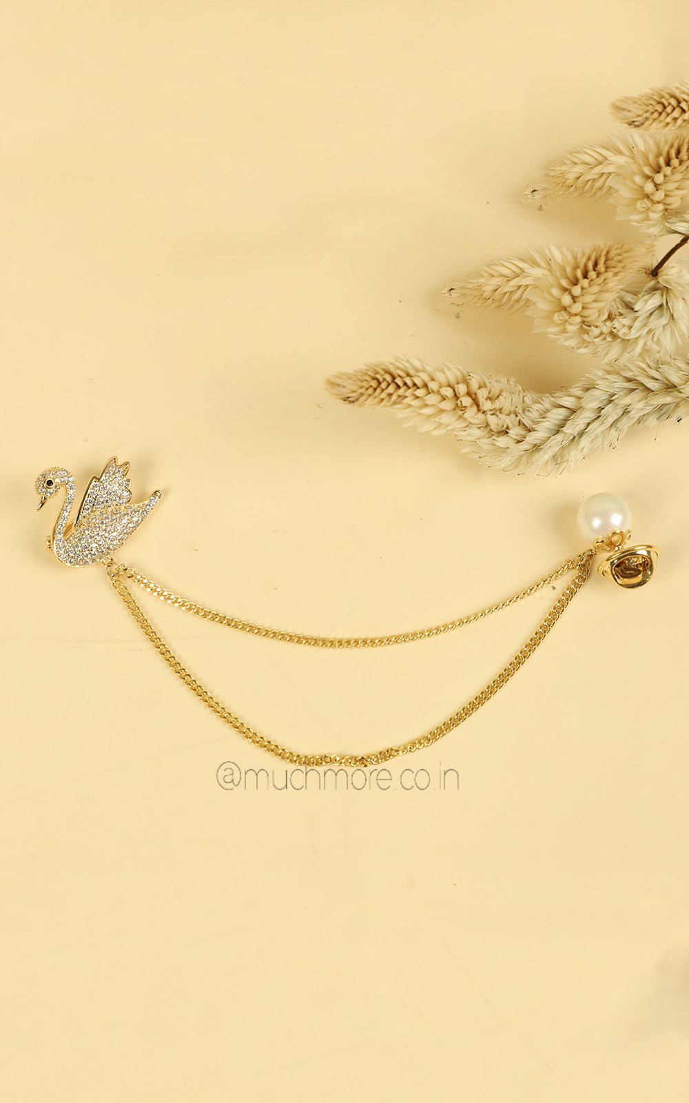 Gold Polish Swan And Pearl Lapel Pin Brooch