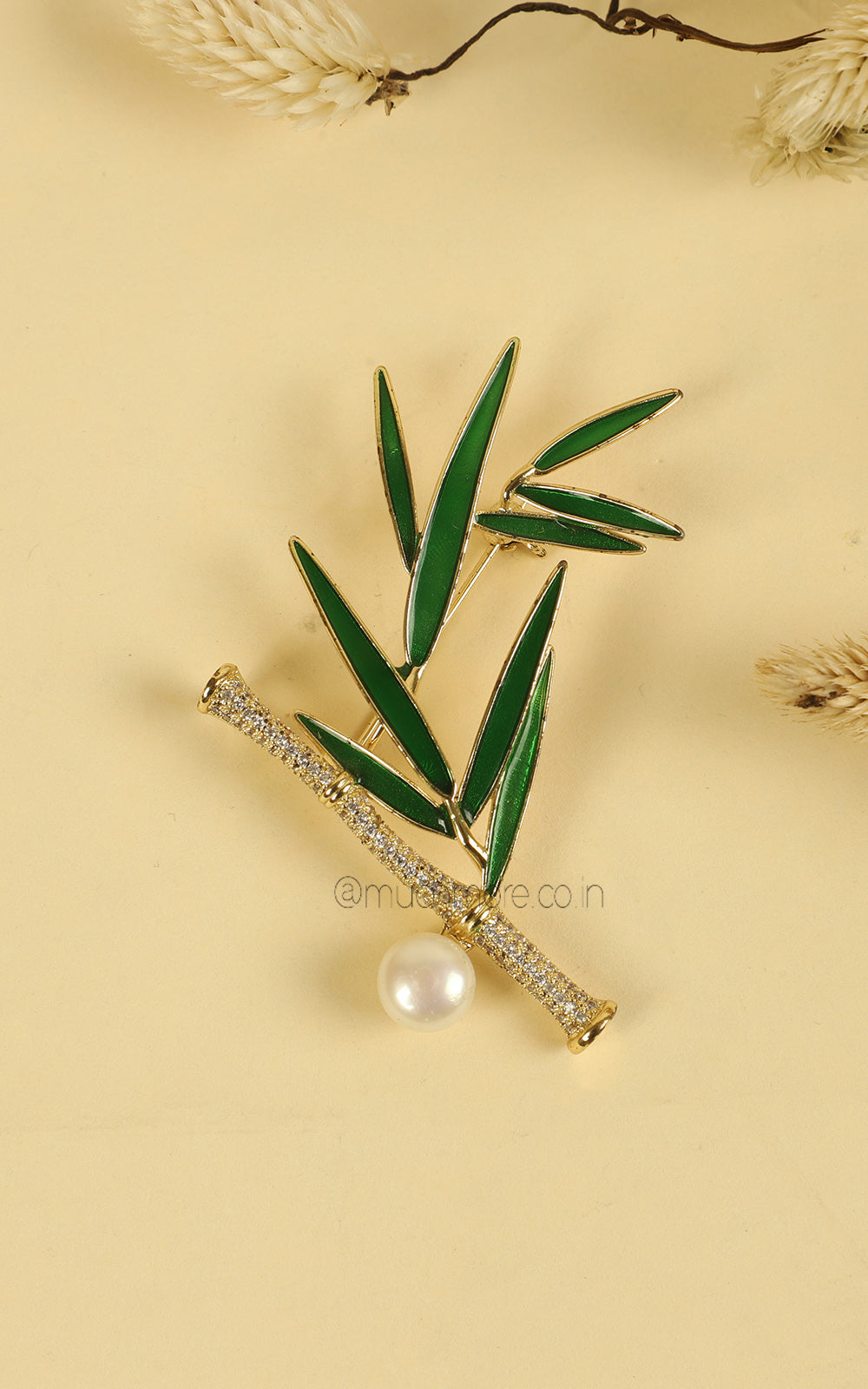 Bush Plant Based Gold Polish Diamond Brooch
