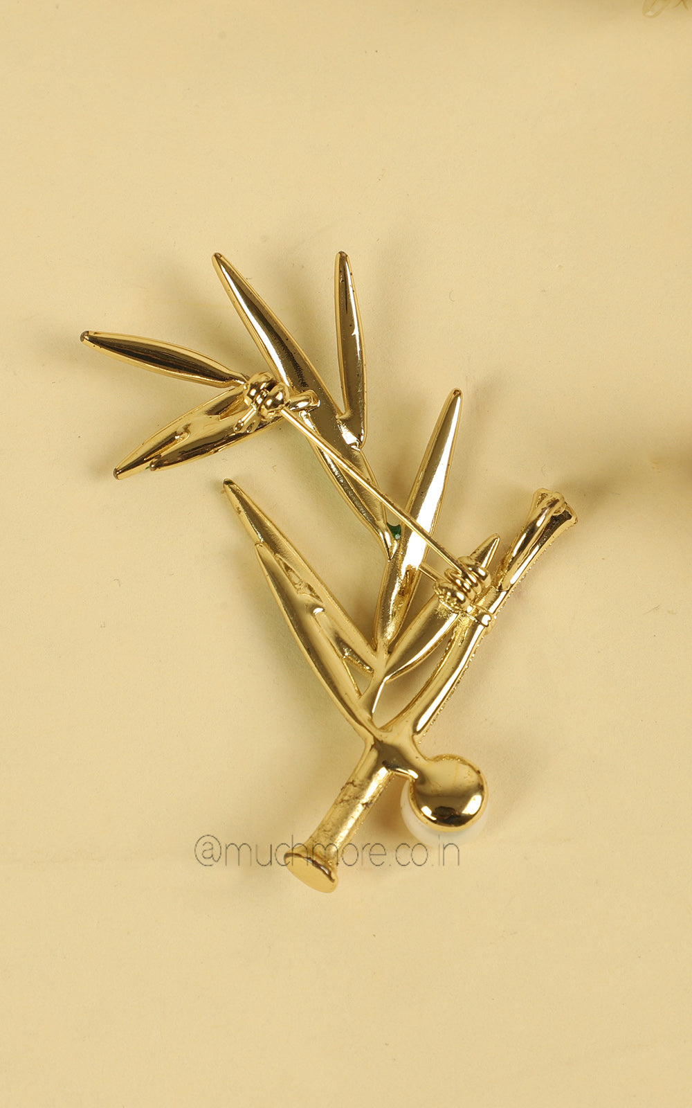 Bush Plant Based Gold Polish Diamond Brooch