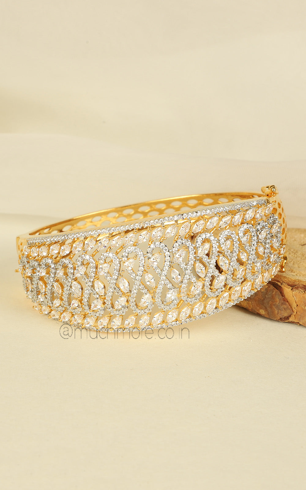 Elegant Side Openable Gold Diamond Kada Bracelet Online