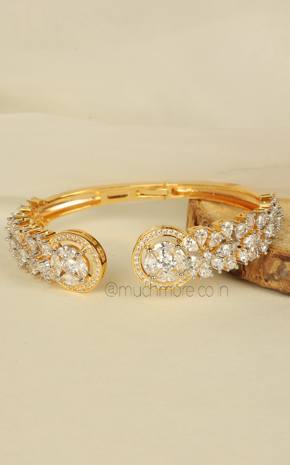 Gold Finish Diamond Bracelet for Wedding & Party Wear