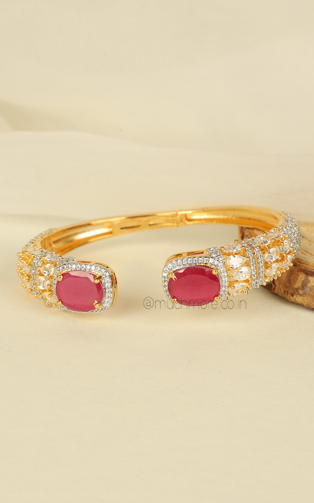 New Design Gold Polish Ruby Diamond Studded Bracelet