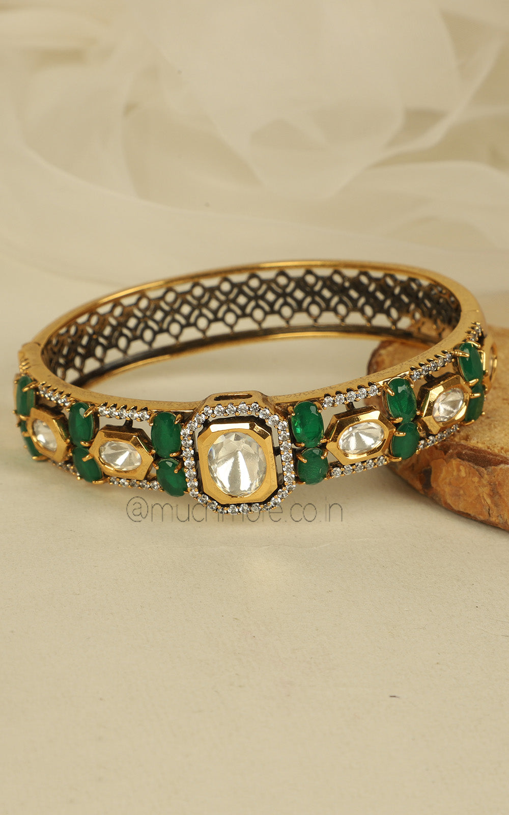 Emerald Green kundan Side Openable Bracelet Jewellery