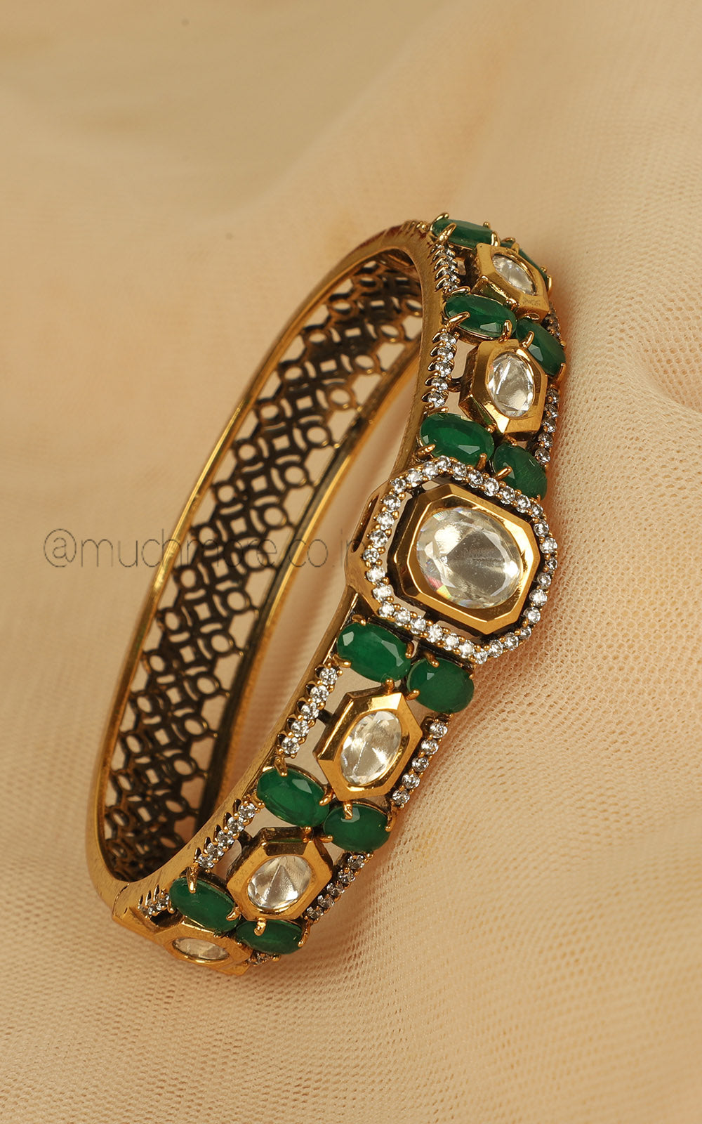 Emerald Green kundan Side Openable Bracelet Jewellery