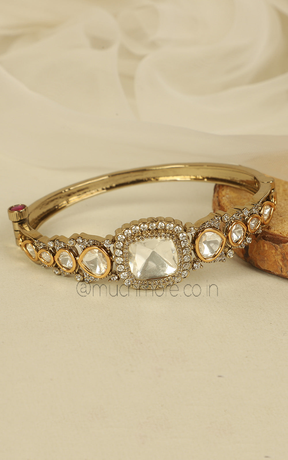 Beautiful Gold Polish White Polki Kada Bracelet