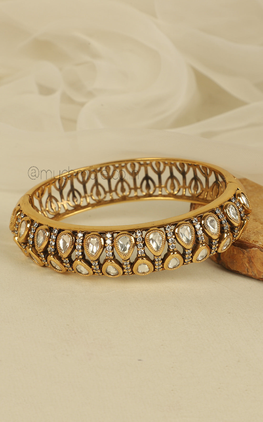 Statement Kundan Diamond Kada Gold Polish Bracelet