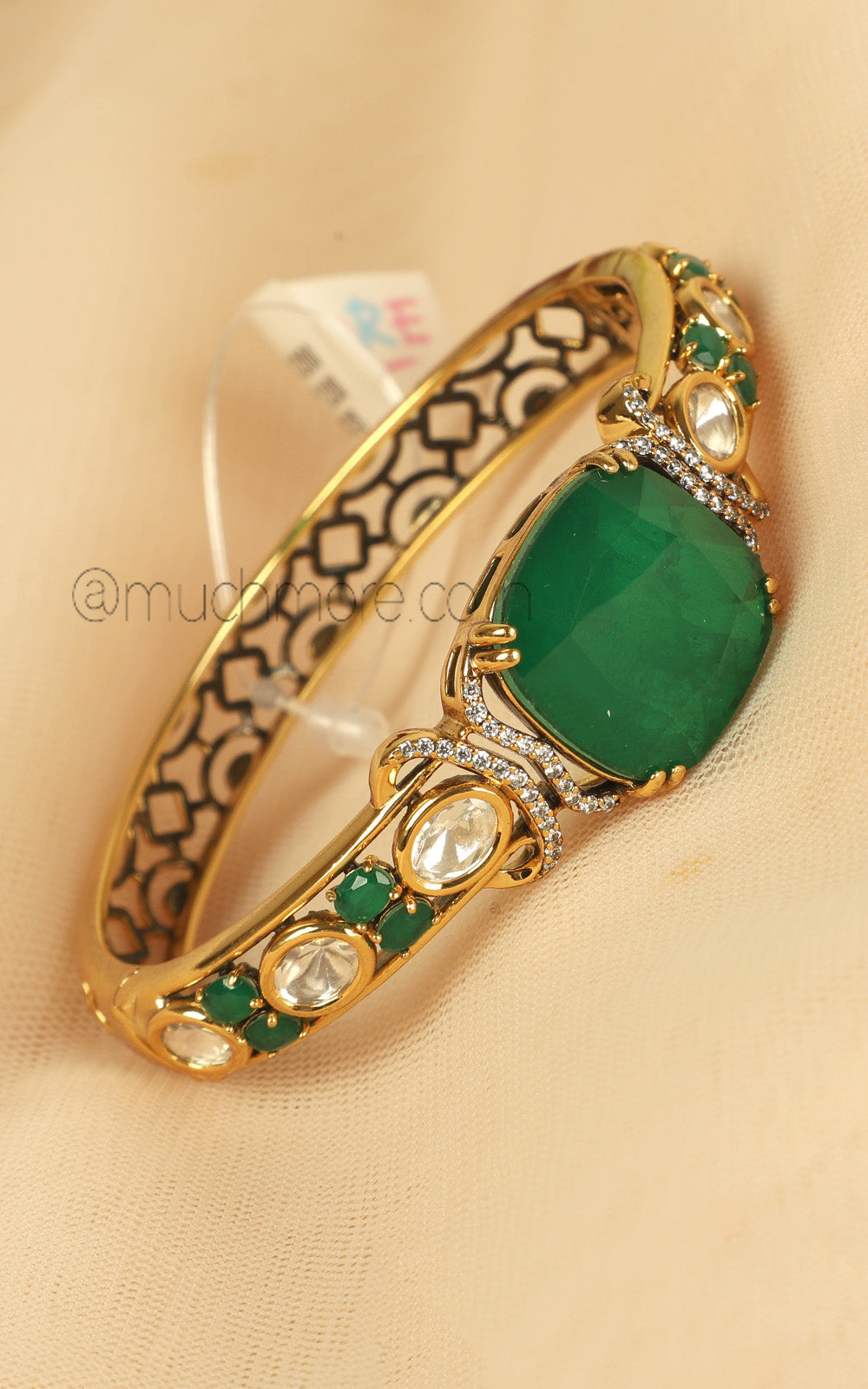 Emerald Green Designer Kundan Kada Bracelet