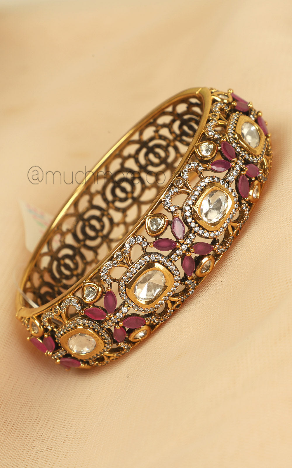 Beautifully Design Ruby Kundan Diamond Fusion Bracelet