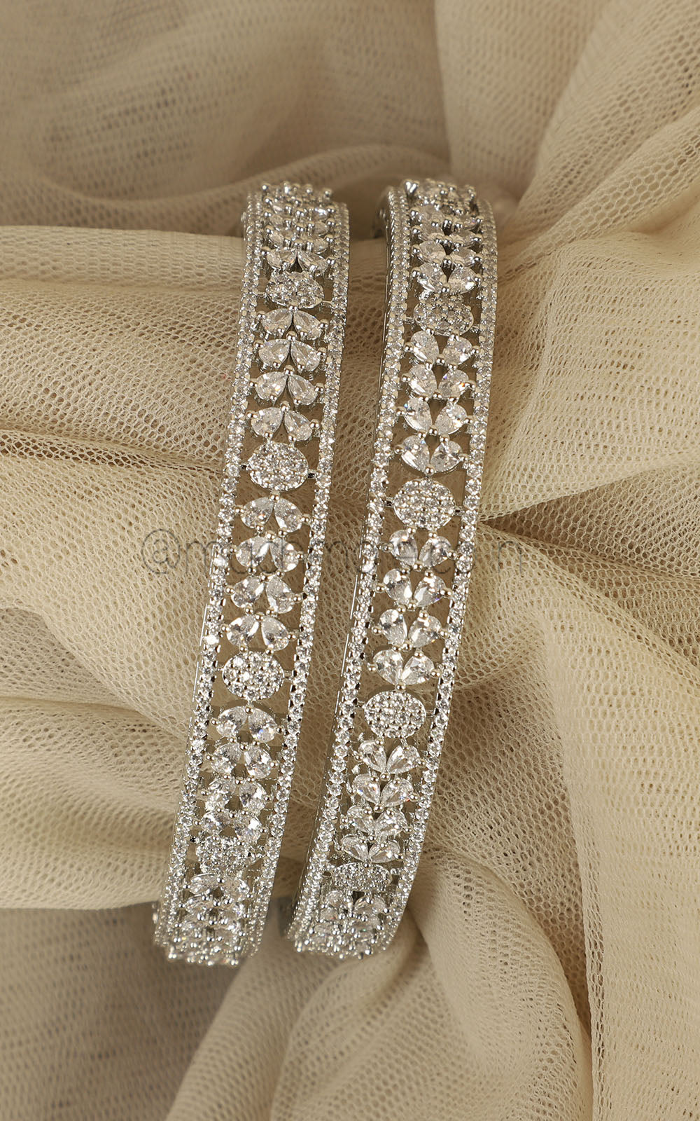 Luxury Diamond Bangles For Women In Silver All White Color