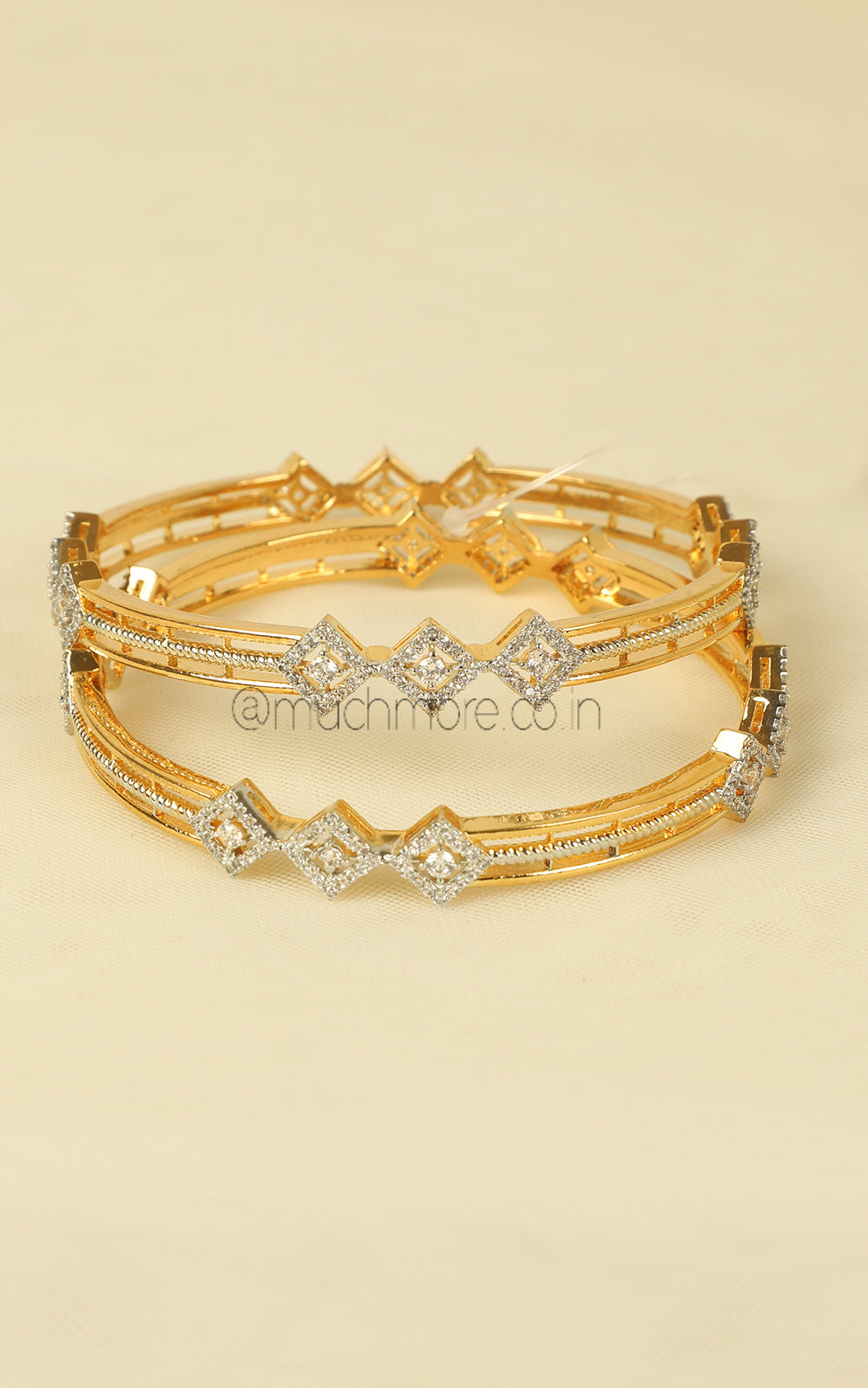 Modern Design Gold Polish American Diamond Bangles