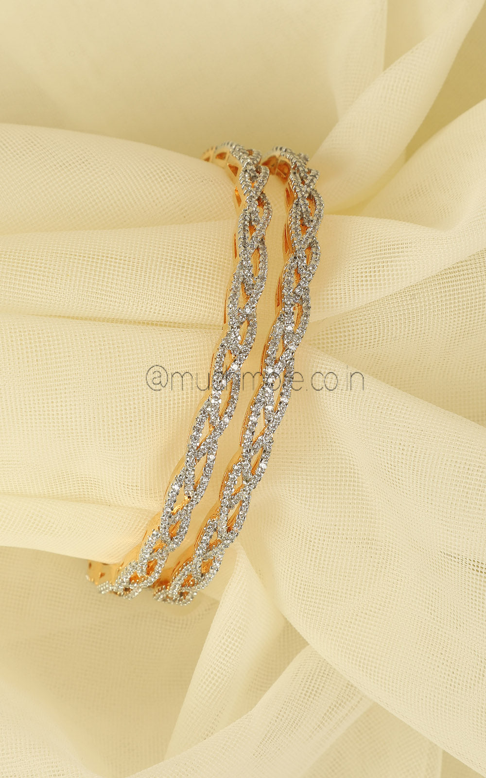 Premium Quality Gold Polish Diamond Sleek Bangles