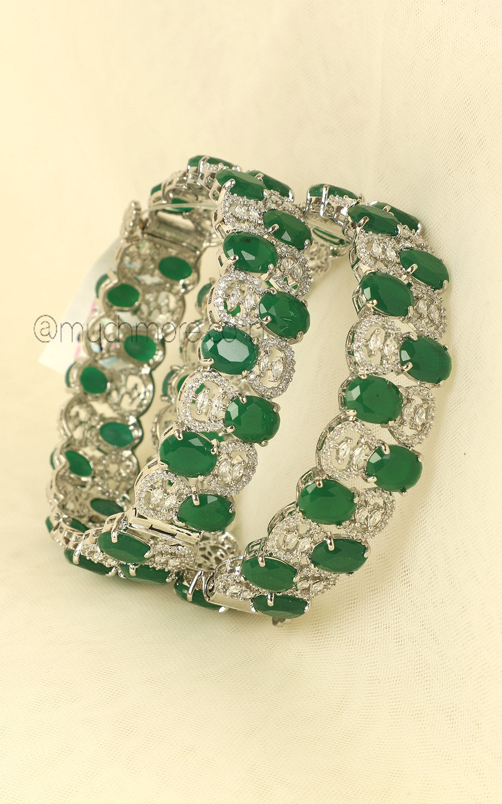 Shop Premium Emerald Green Bridal Look Silver Polish Bangles