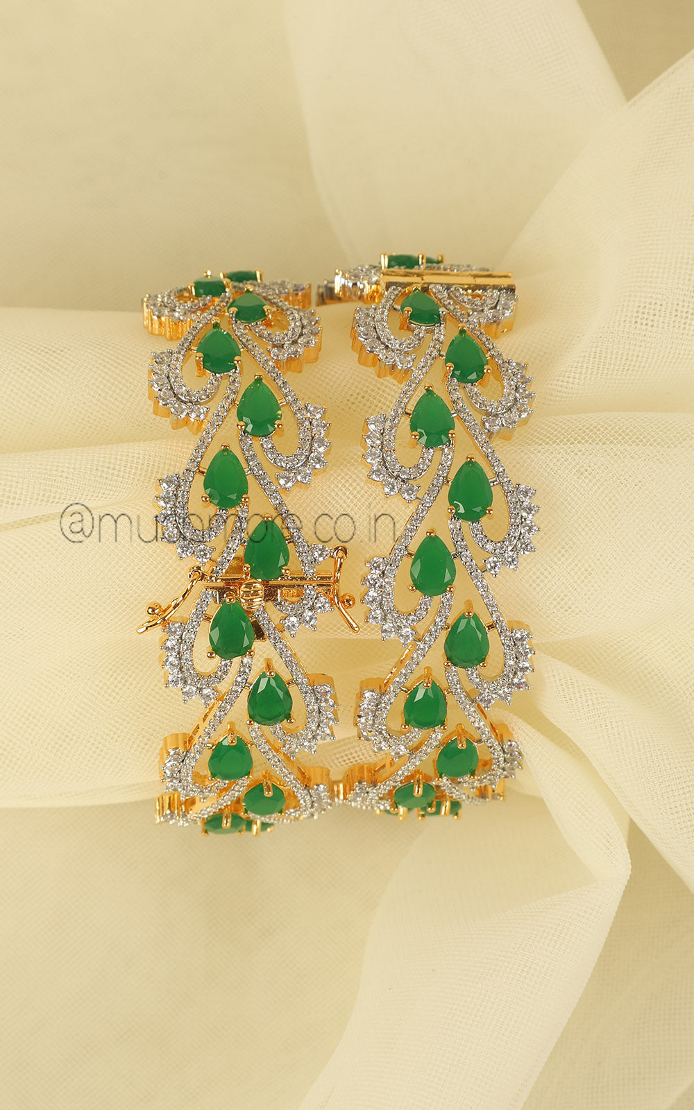 Modern Gold Polish Green Diamond Bangles Side Openable