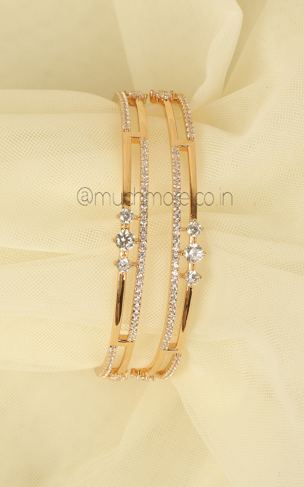 Latest Design Gold Polish Diamond Bangles For Women