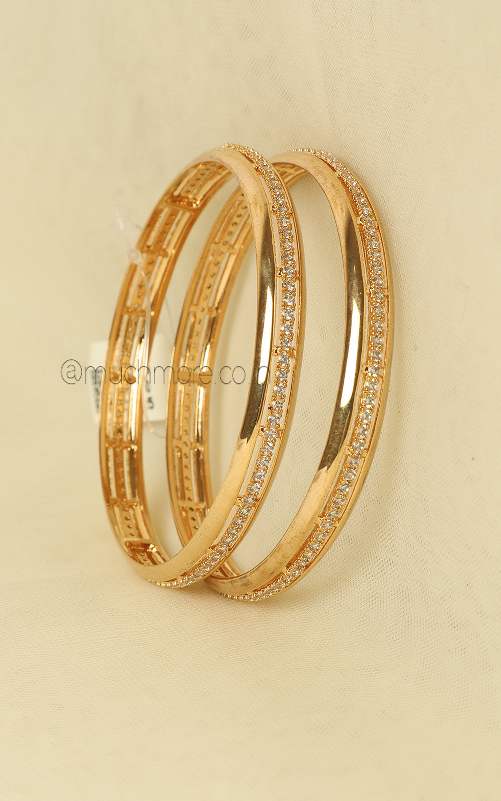 Luxury Finish Stylish Designs Gold Polish Zircon Bangles