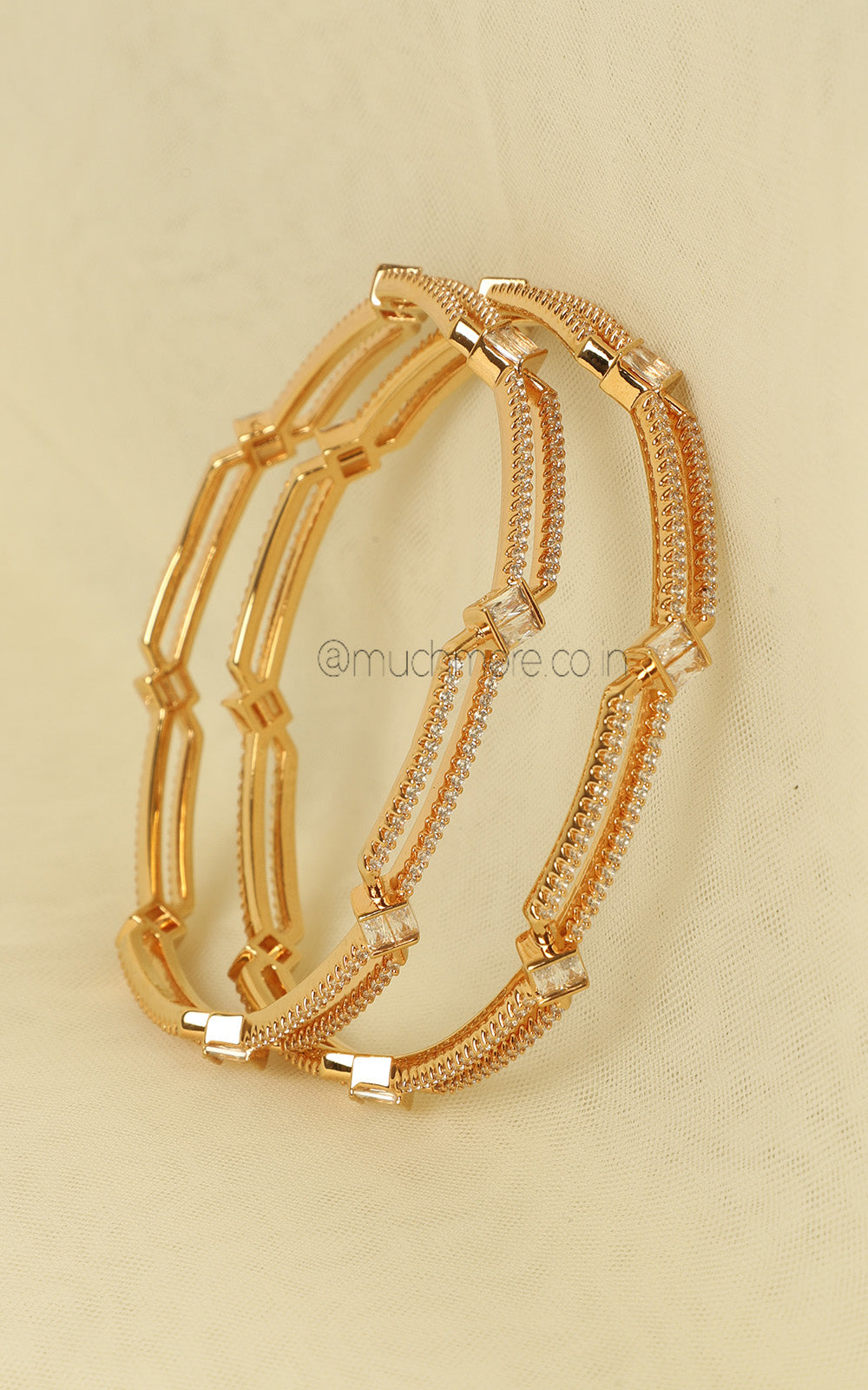 Best Quality Diamond Gold Polish Bangles For Working Women
