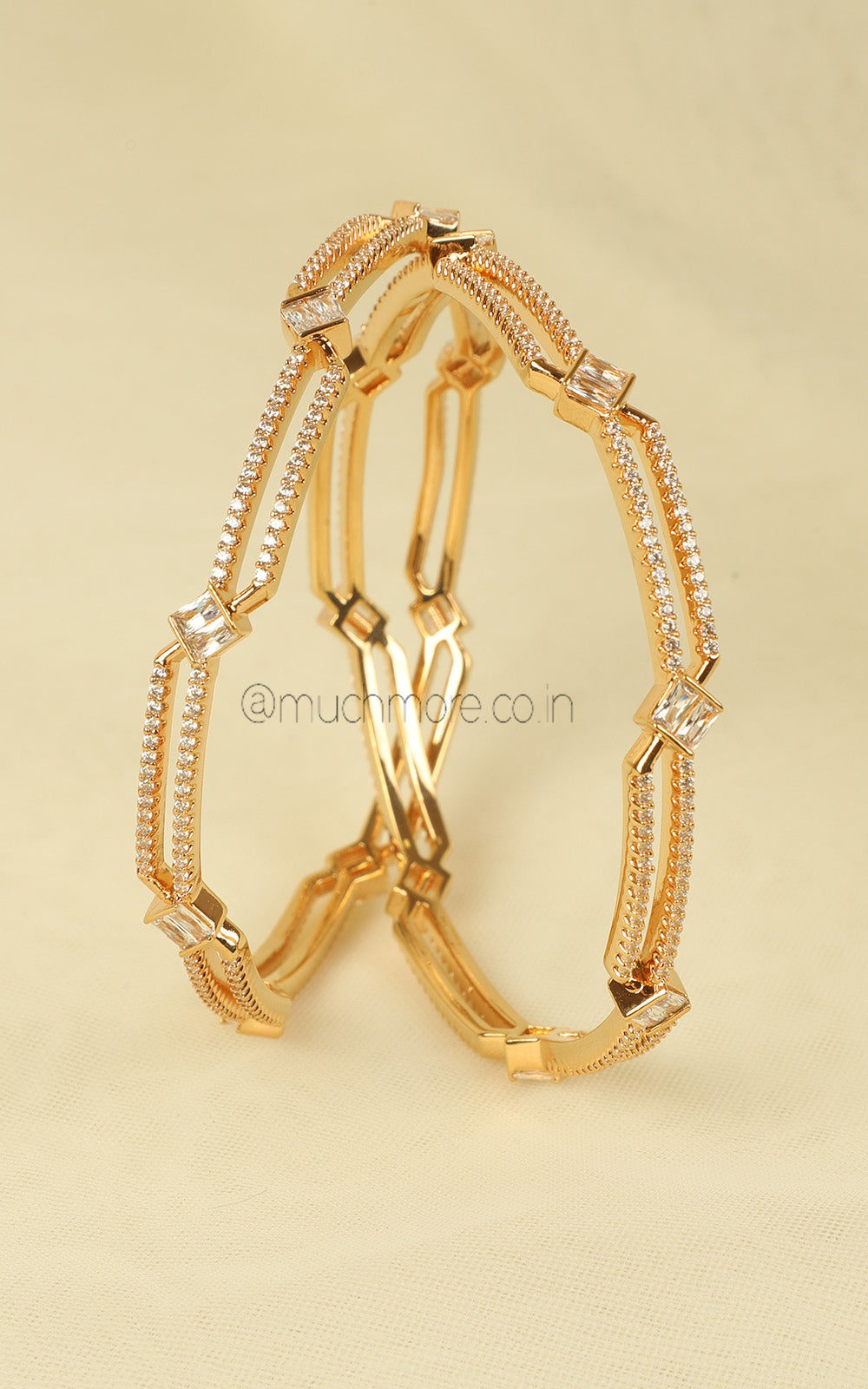Best Quality Diamond Gold Polish Bangles For Working Women