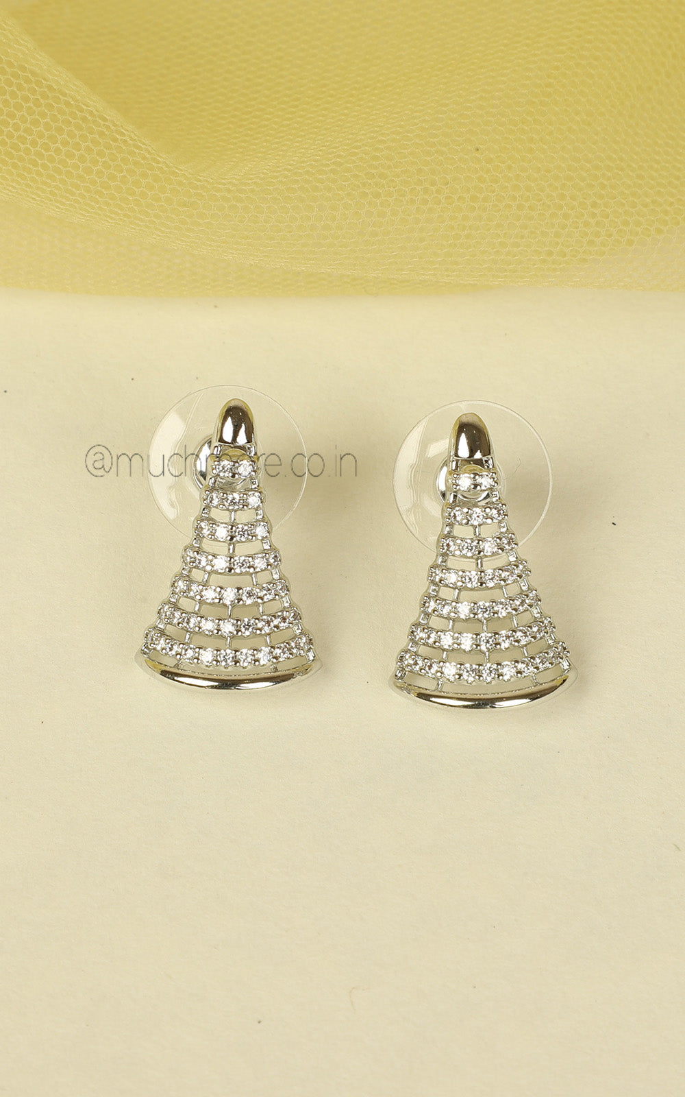 Stunning Western Style Pendant With American Diamond Stones