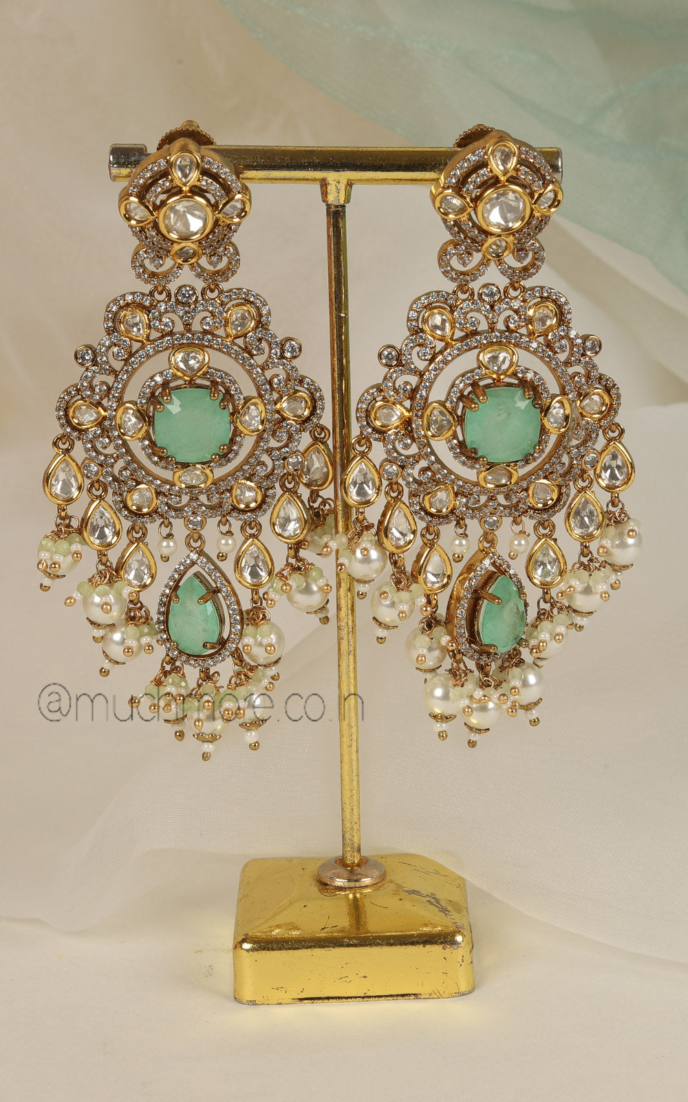 Kundan Mint Green Artistry And Diamond Sparkle Women Earrings