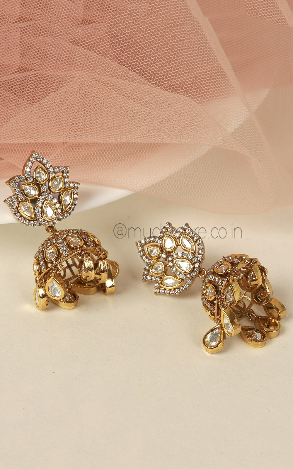 White Kundan And Diamonds Cute Jhumki Earrings