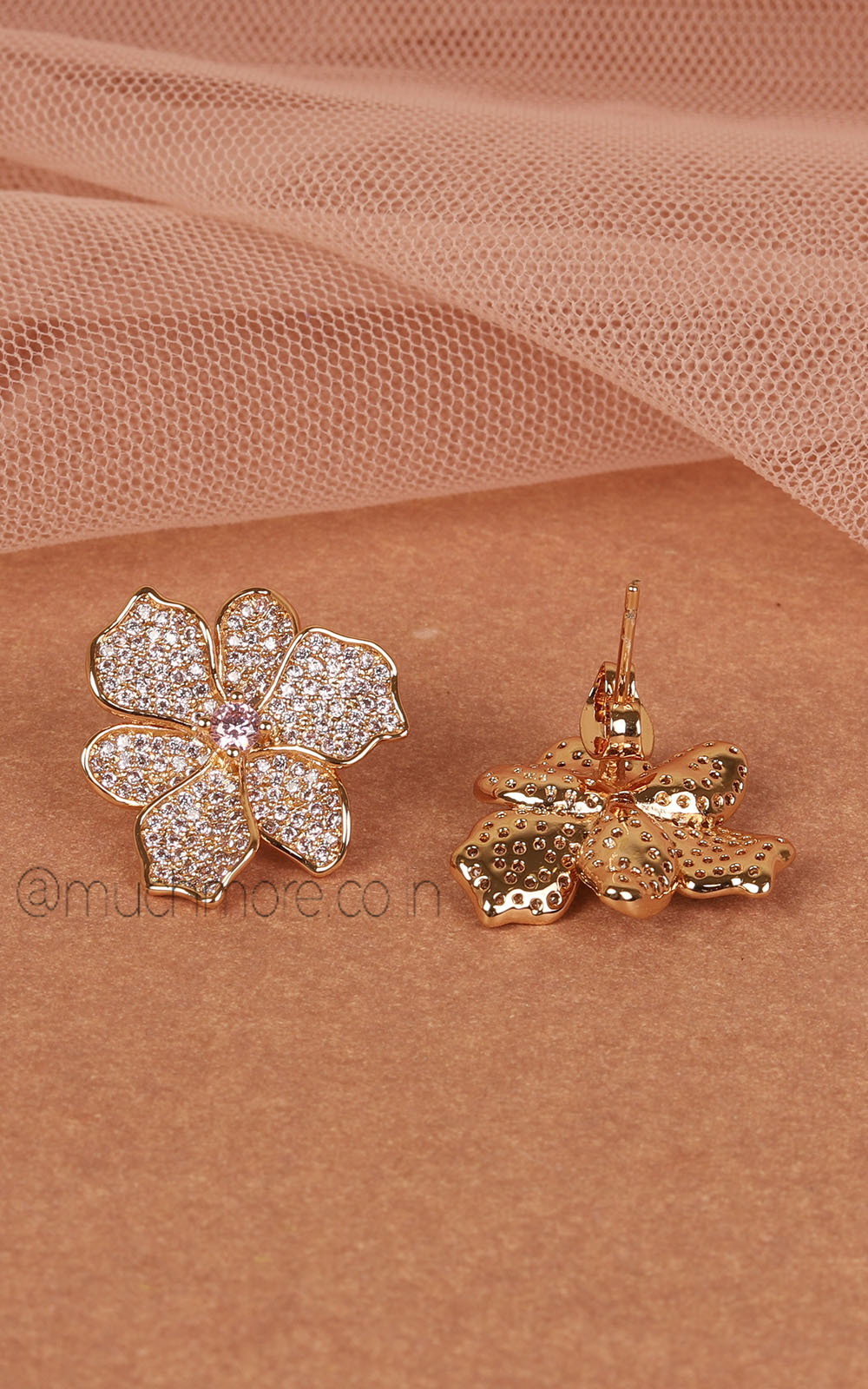 Unique Gold Polish Diamond Stud Earrings