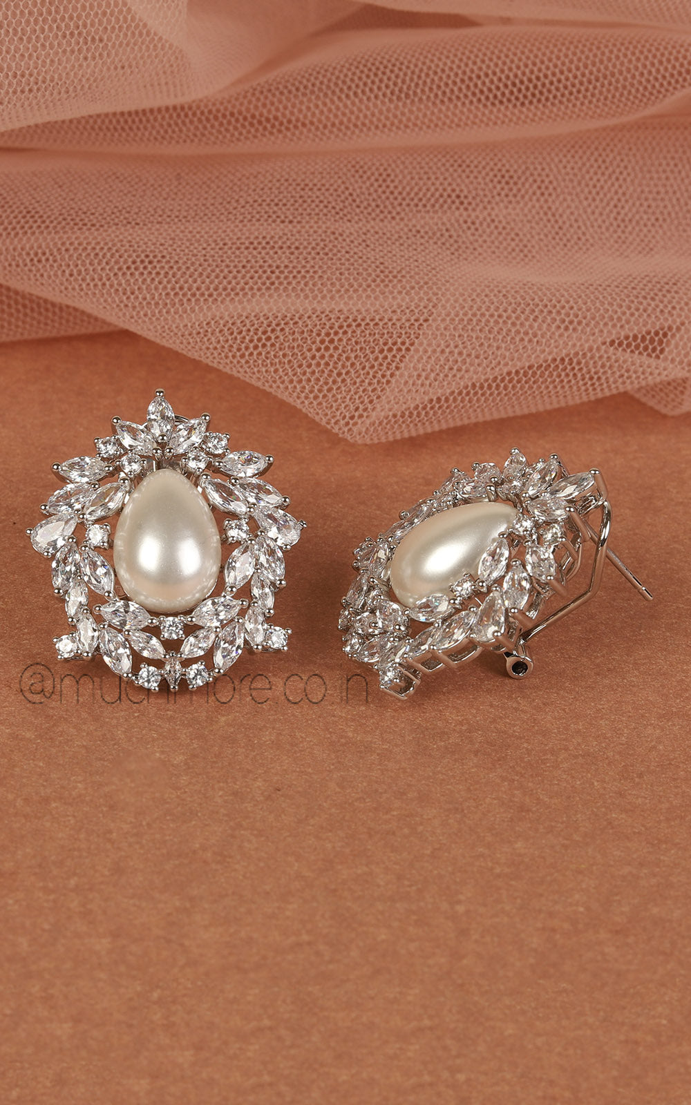 Pearl And Diamond Studded Designer Stud Earrings