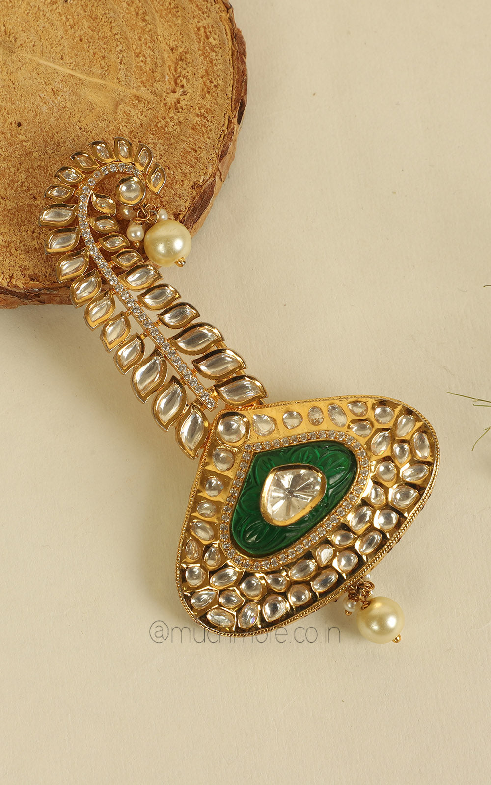 Uncut Kundan Emerald Green Kalgi For Groom's Wedding