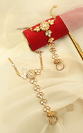 Kundan Flower Ring And Gold Polish Hathphool For Bride To Be