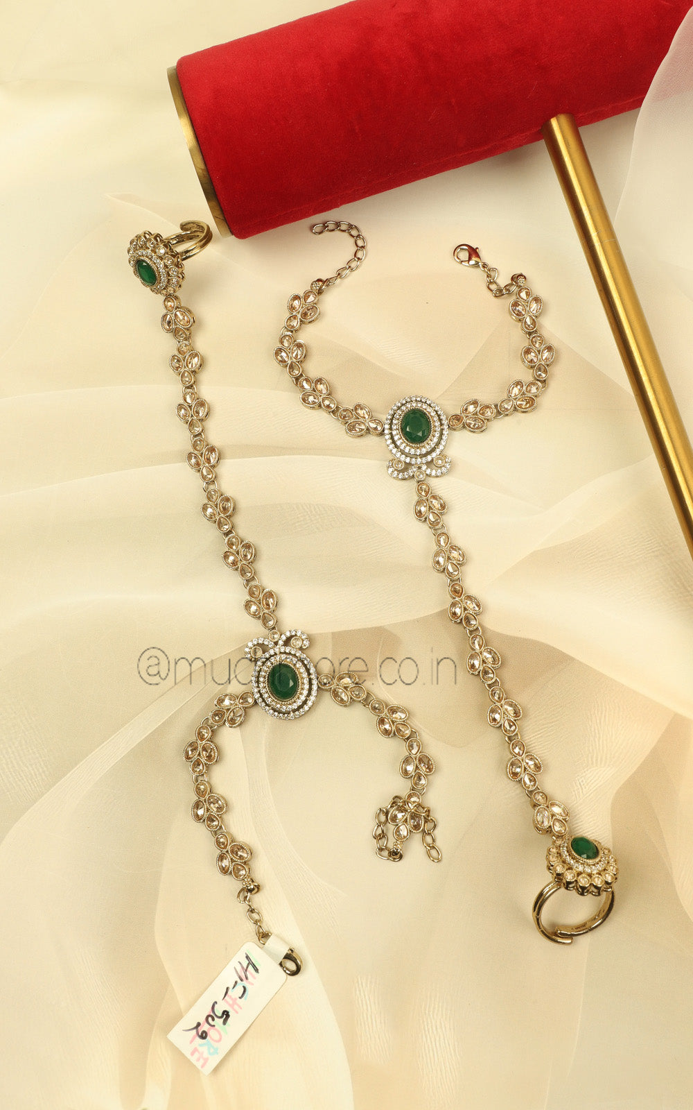 Emerald Green Bridal Hathphool For Traditional Indian Weddings