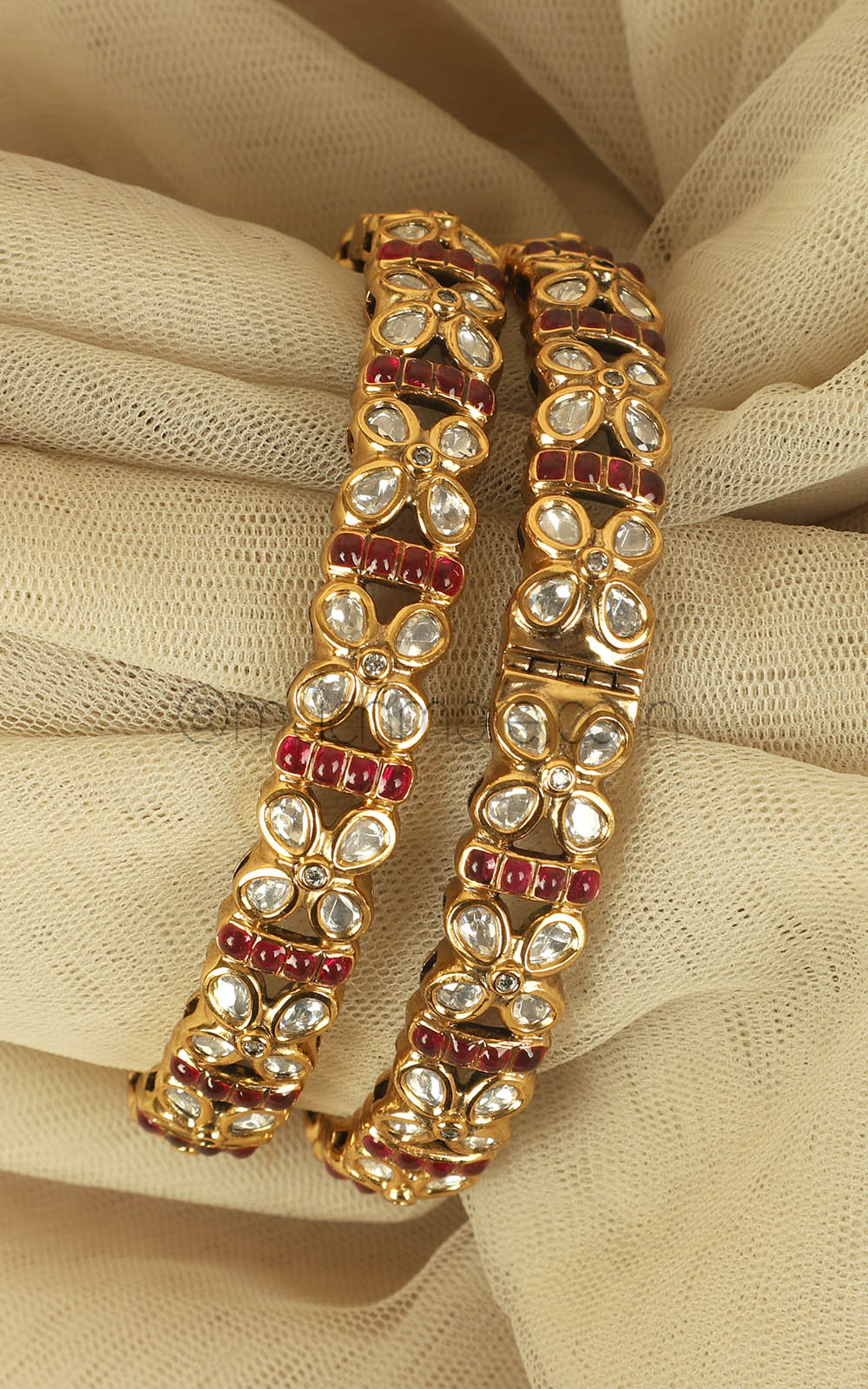 Kundan Flower Ruby And Diamond Sleek Bangles