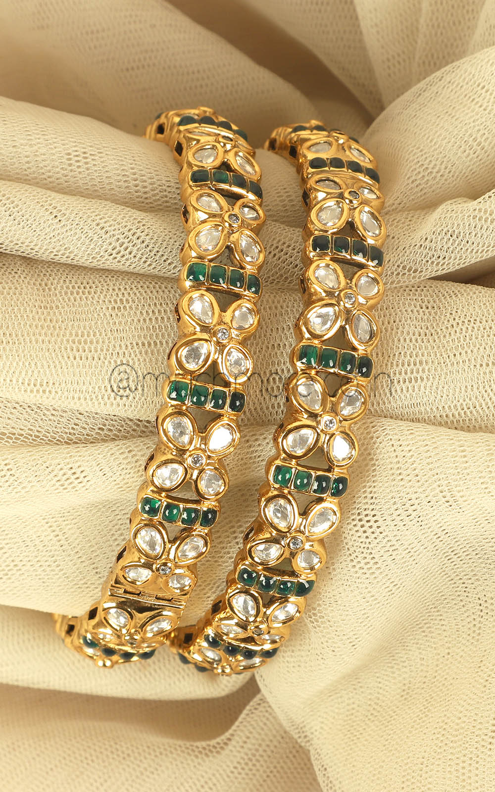 Emerald Green Kundan Sleek Bangles For Women
