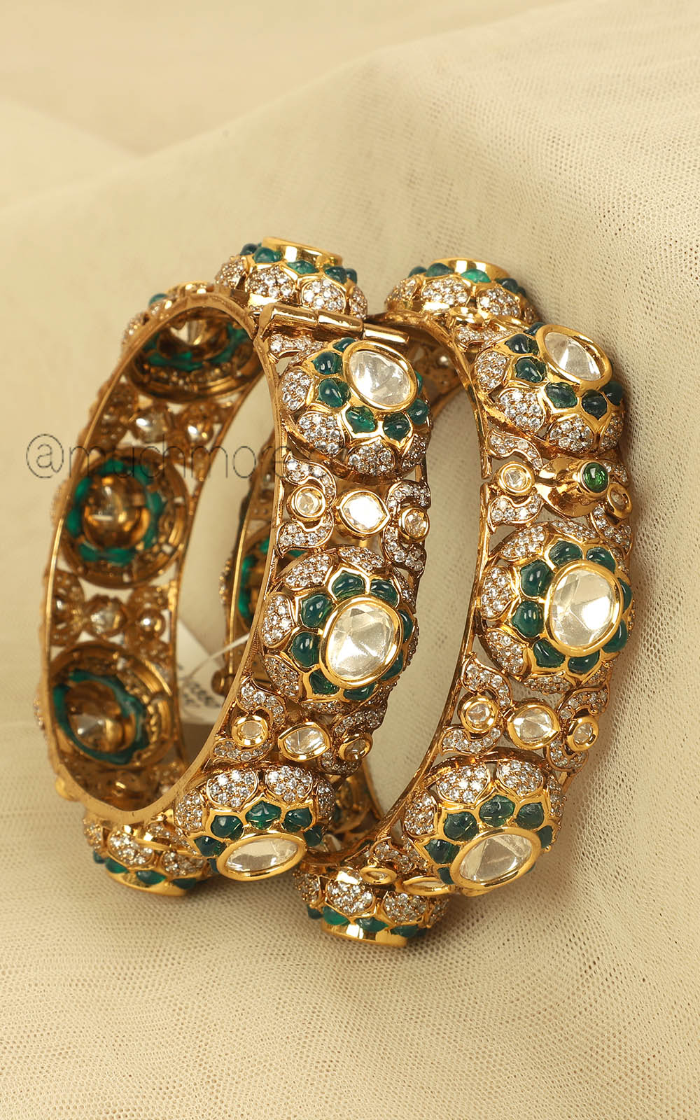 Latest Design Emerald Green Polki Kangan Bangles Online