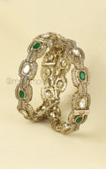 Antique Gold Polish Emerald Green Kundan Bangles