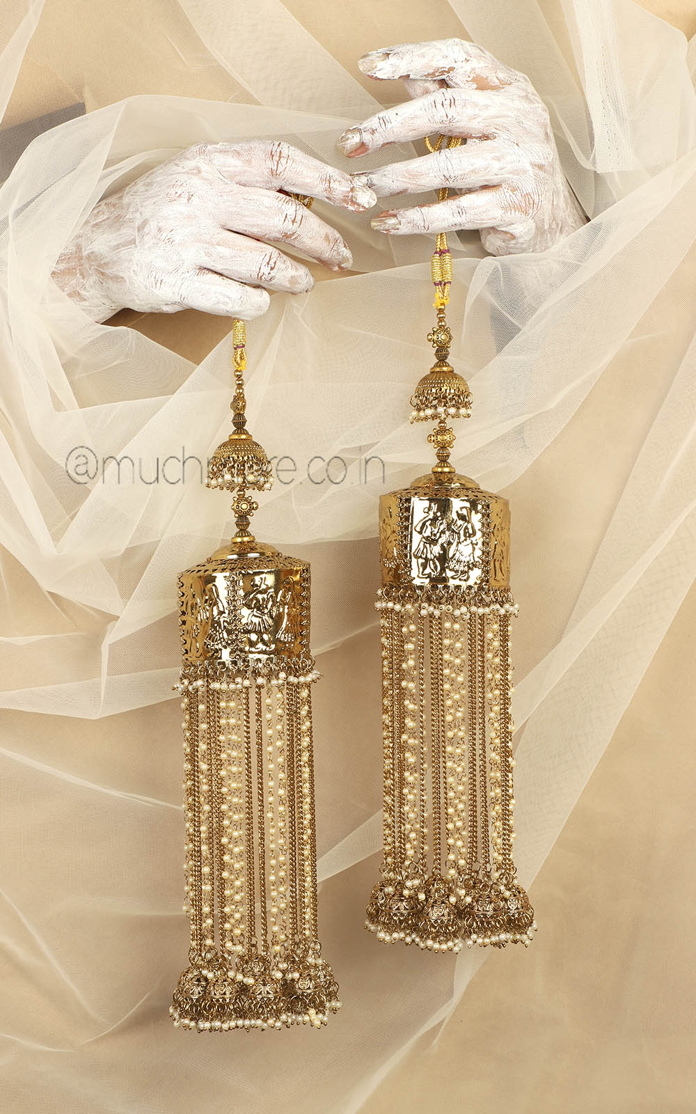 Antique Gold Pearl String With Jhumki Hanging And Barati Design