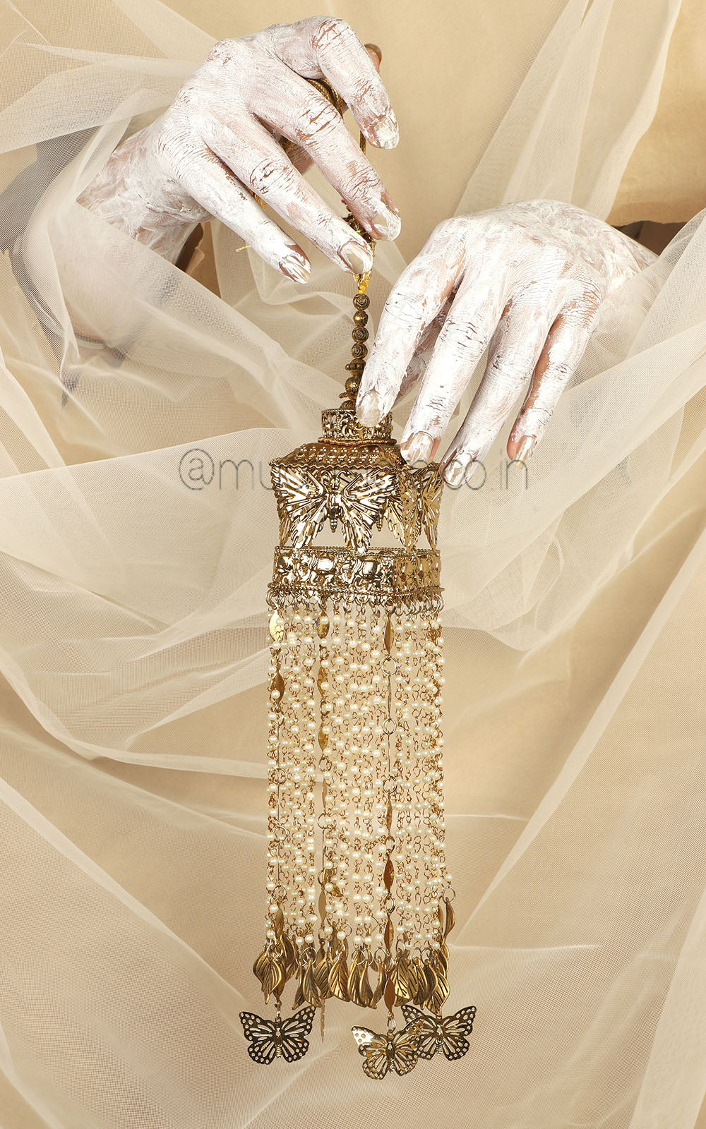 Buy Pearl And Butterfly Light Weight Bridal Kaleeras