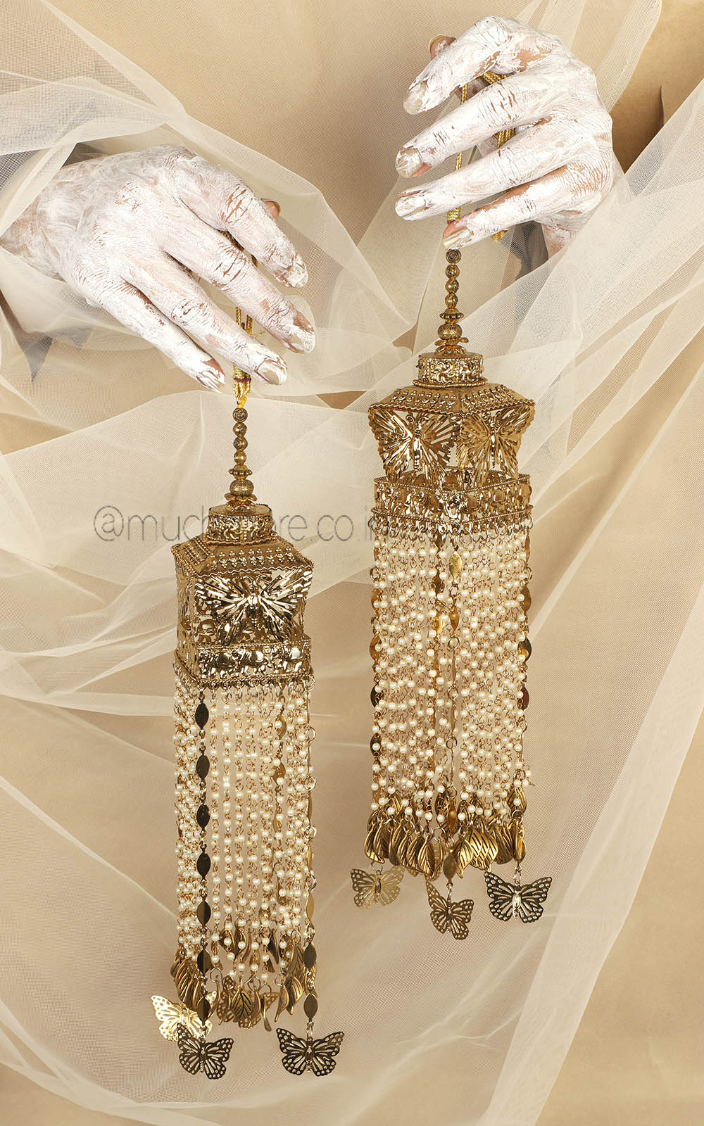 Buy Pearl And Butterfly Light Weight Bridal Kaleeras
