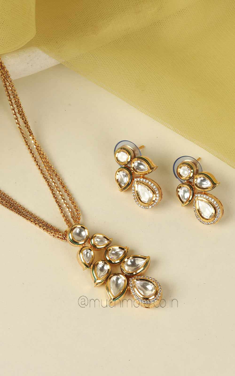 Classic Gold Polish Kundan Pendant With Chain And Earrings