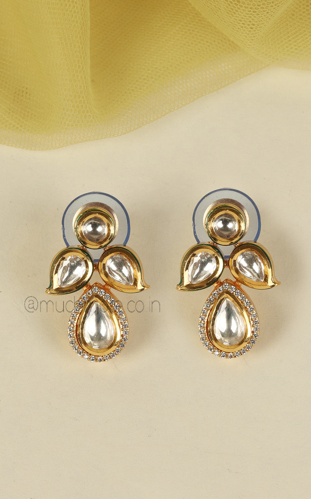 Classic Gold Polish Kundan Pendant With Chain And Earrings