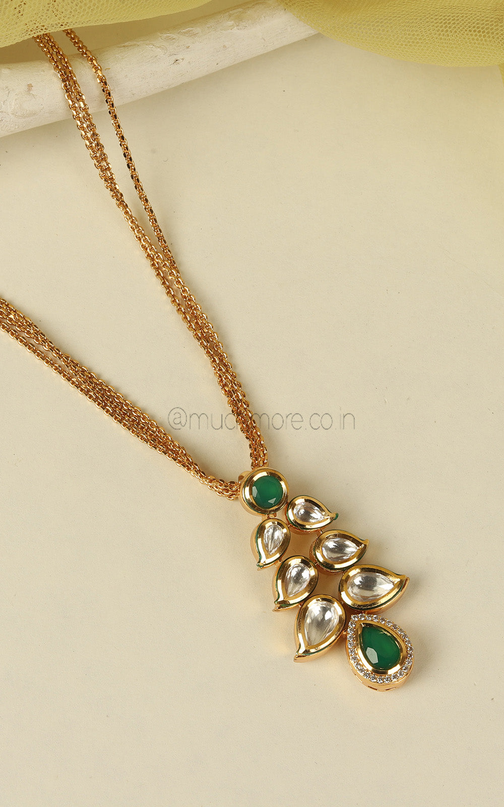 Emerald Green Kundan Gold Polish Light Pendant Set