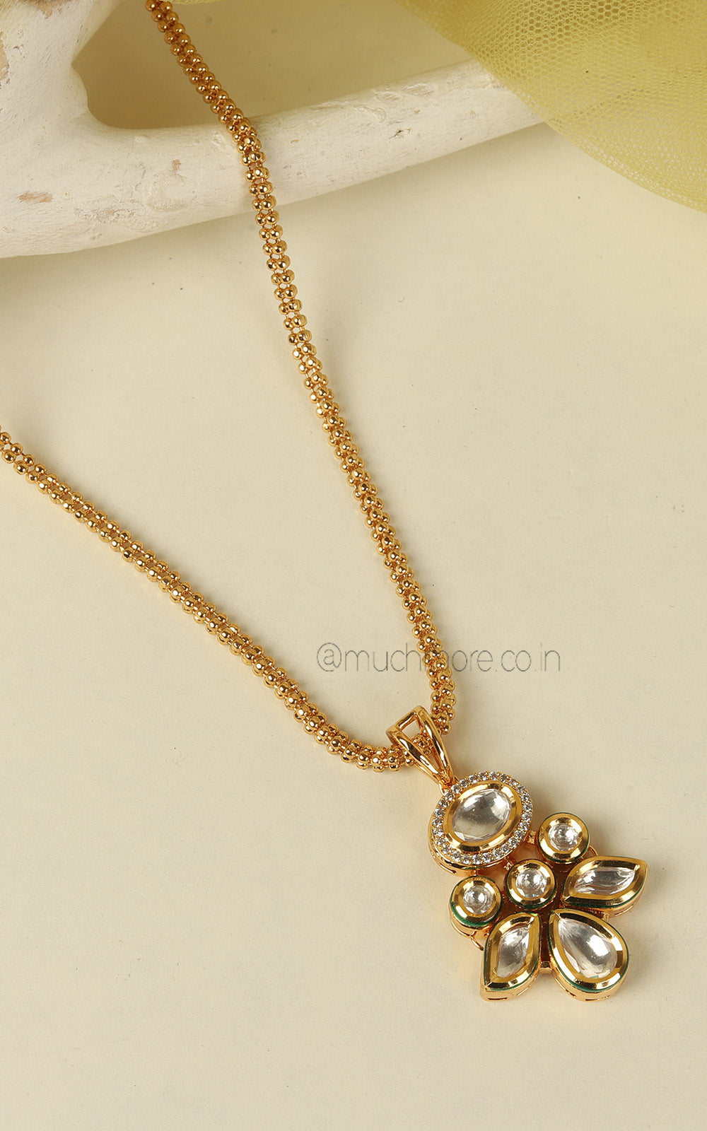 Classic Gold Polish Premium Quality Kundan Pendant With Earrings