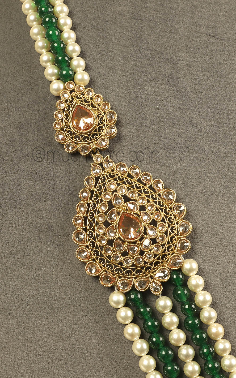 Pearl And Emerald Green Sherwani Mala With Antique Brooch