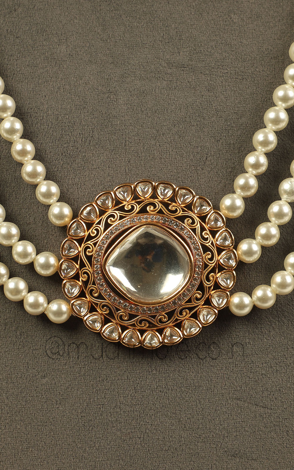 Pearl Mala With Polki Brooch In Middle Buy Online