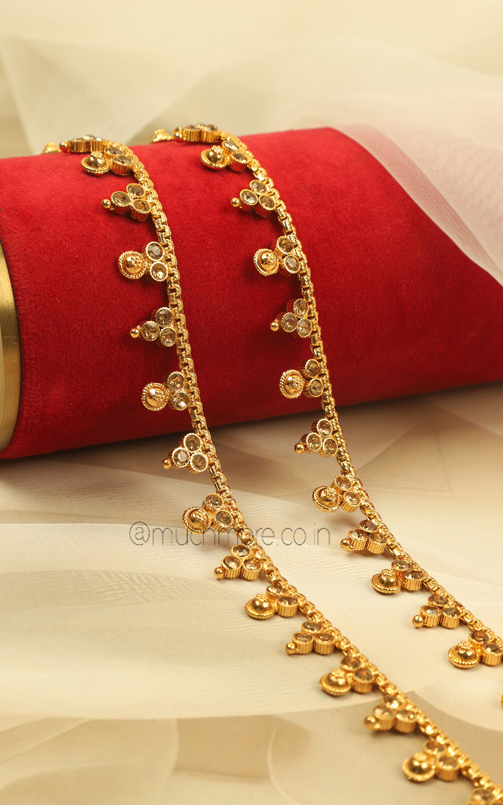 Traditional Gold Look Payal With Royal Ethnic Touch
