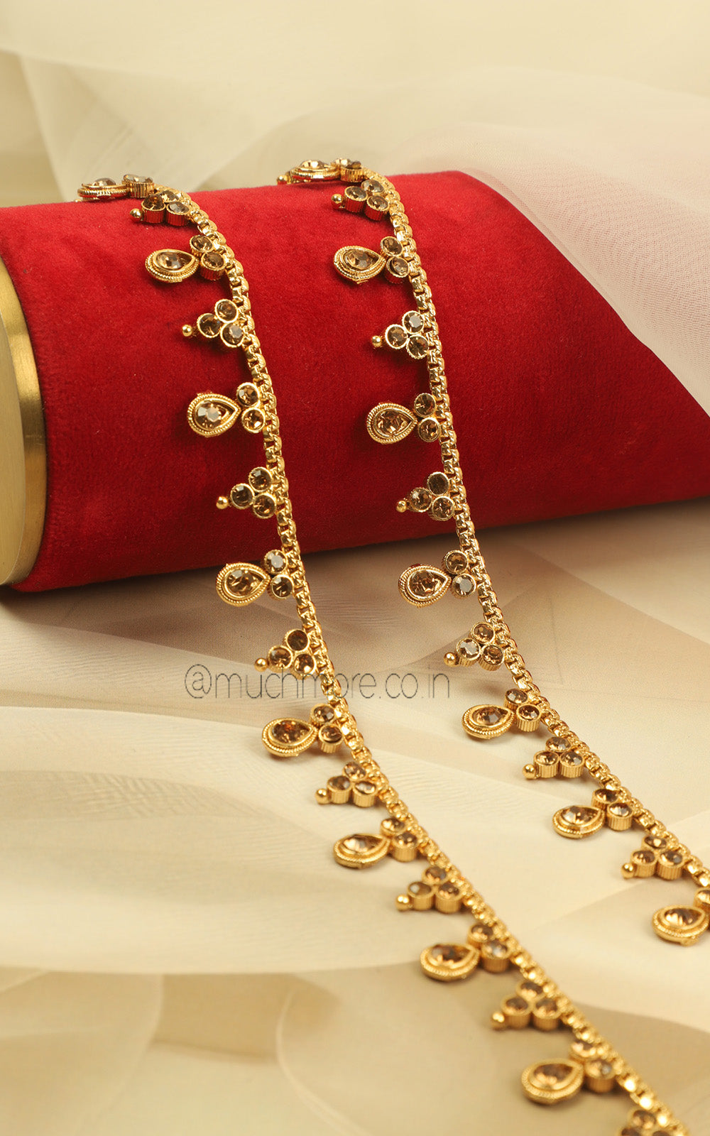 Gold Polish Traditional Payal For Festive Styling