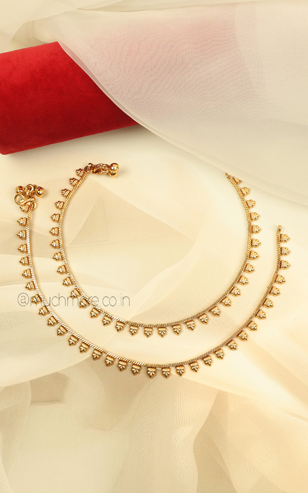 Shop Gold Look Elegant Ethnic Light Anklets Online