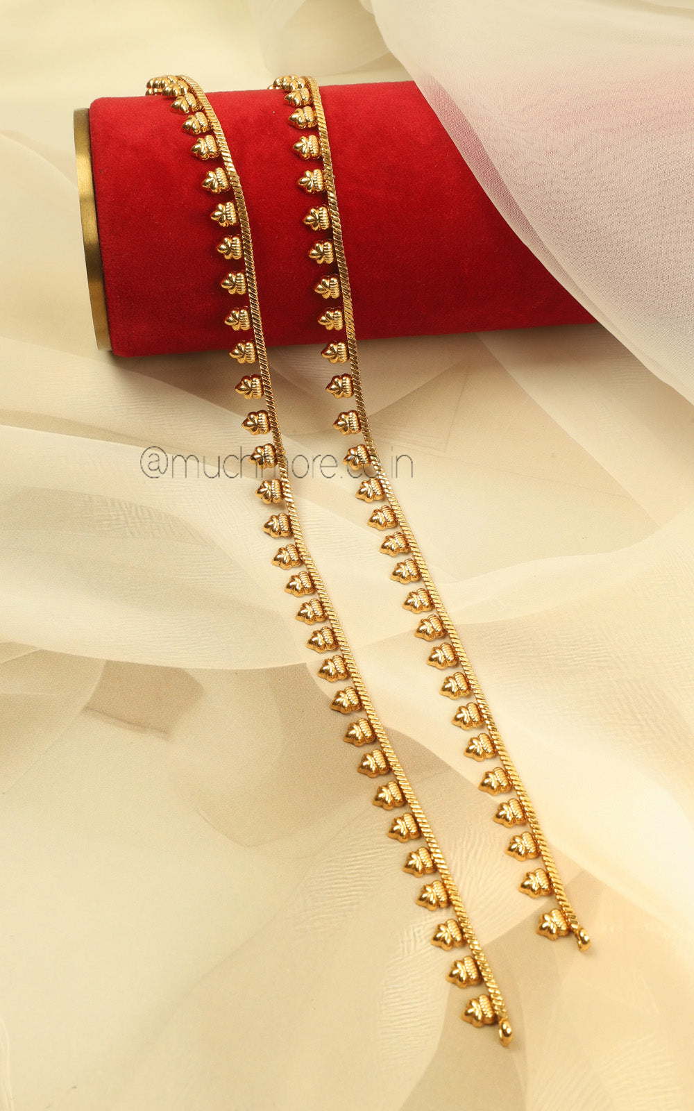 Shop Gold Look Elegant Ethnic Light Anklets Online