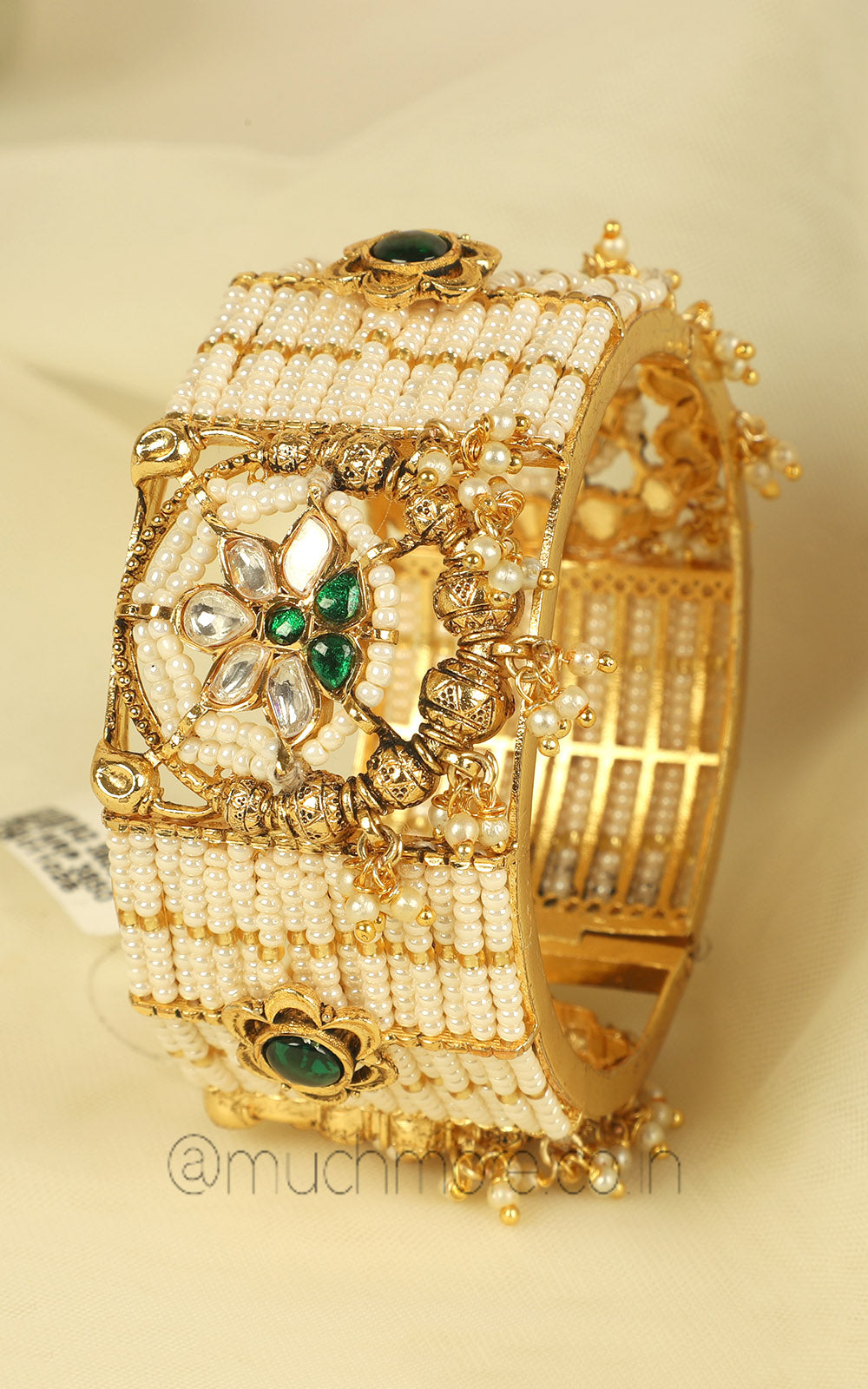 Emerald Green Motif Pearl Work Gold Polish Kada Kangan Bangle