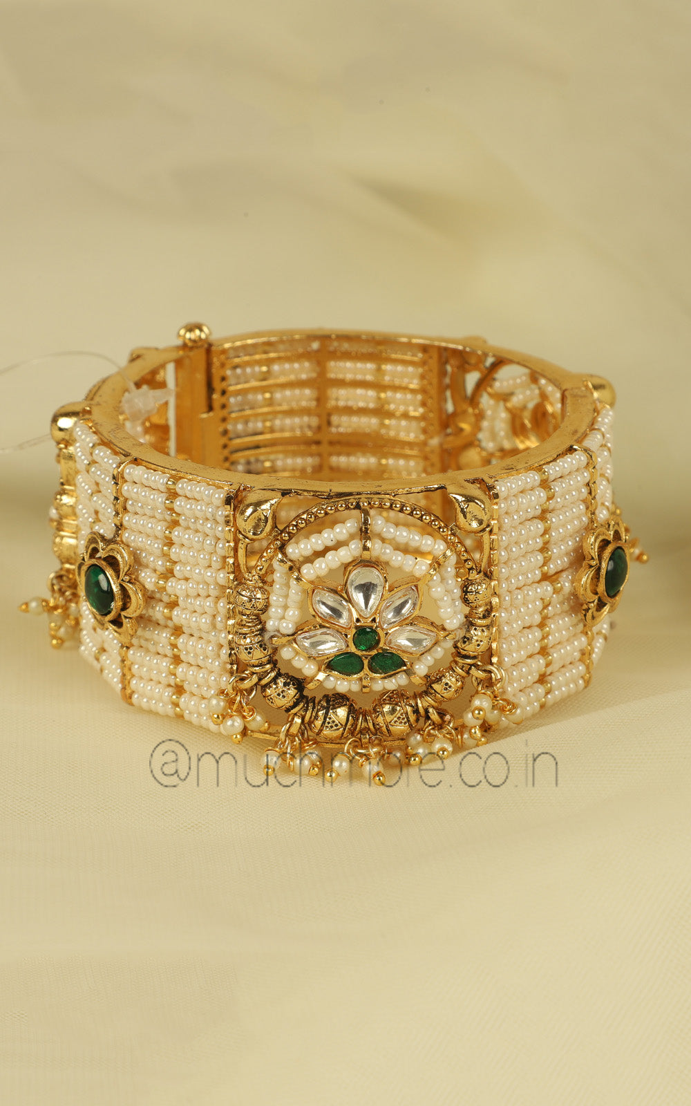 Emerald Green Motif Pearl Work Gold Polish Kada Kangan Bangle