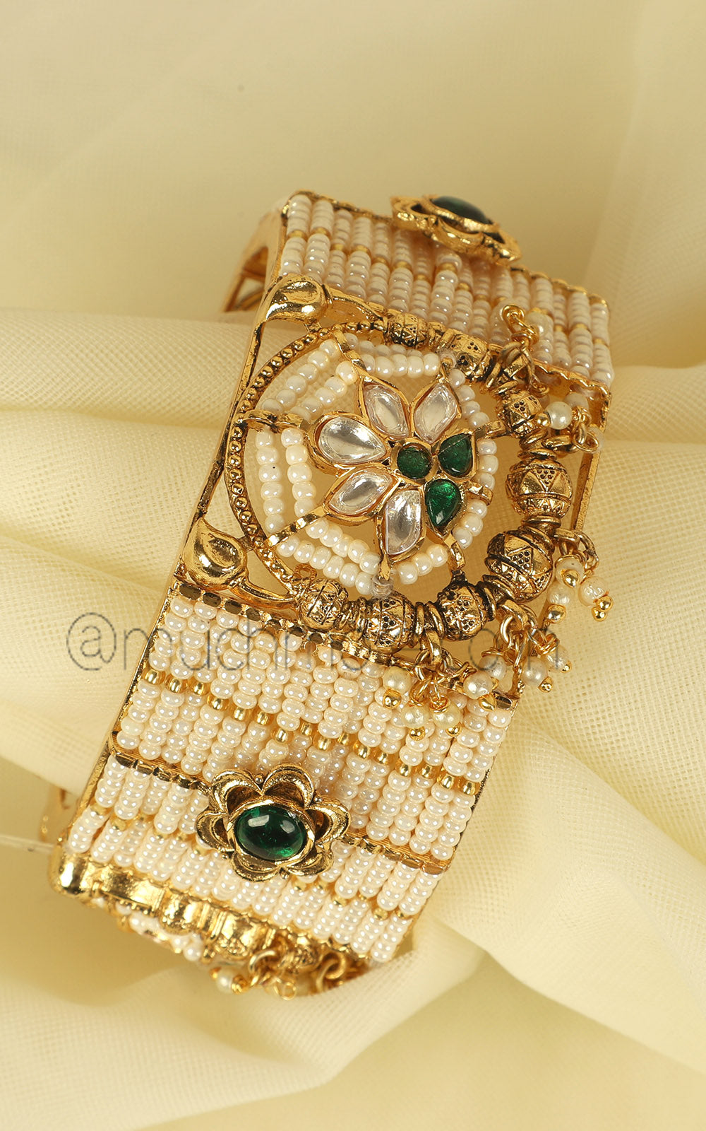Emerald Green Motif Pearl Work Gold Polish Kada Kangan Bangle