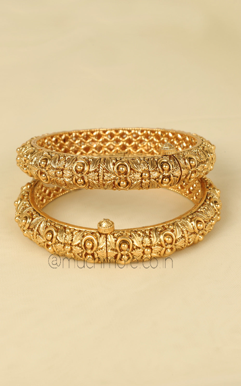 Premium Quality Gold Look Women Bangles Buy Now
